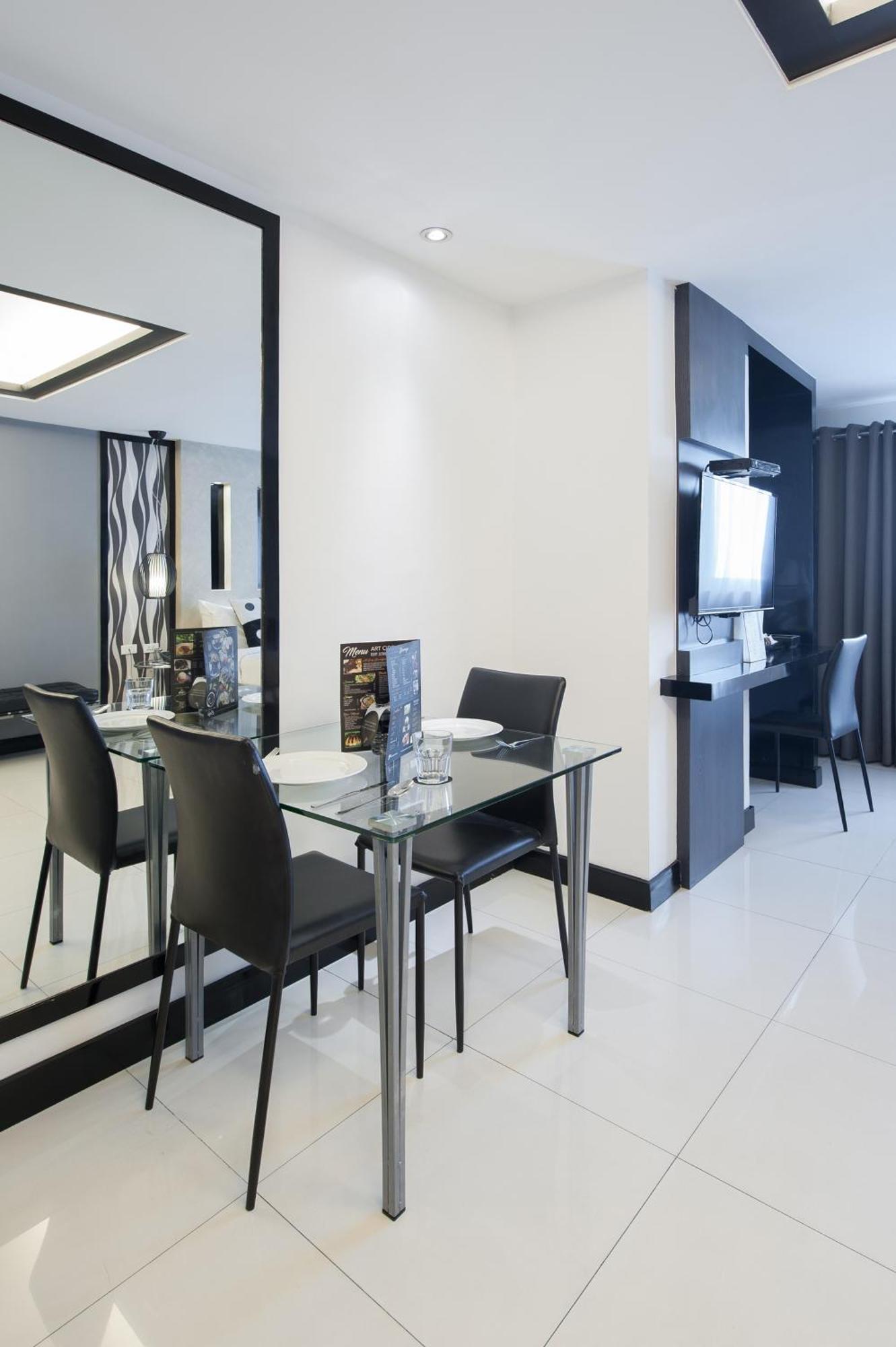 Y2 Residence Hotel Makati City Habitación foto