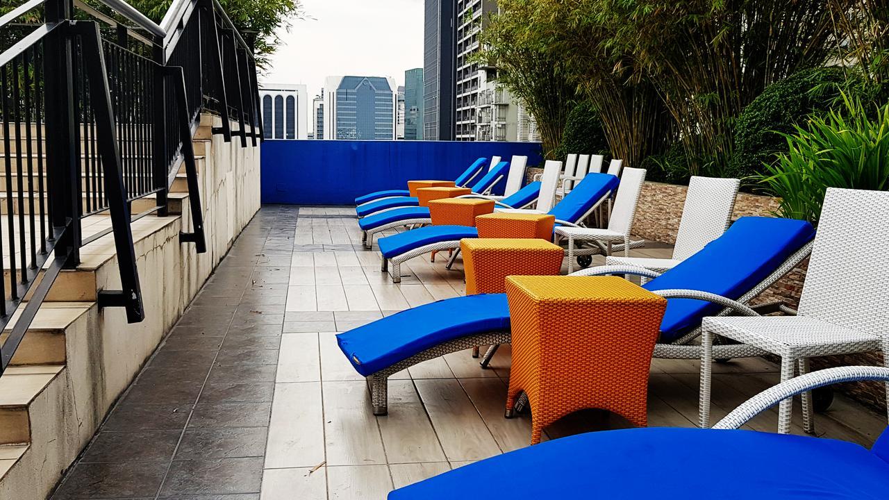 Y2 Residence Hotel Makati City Exterior foto