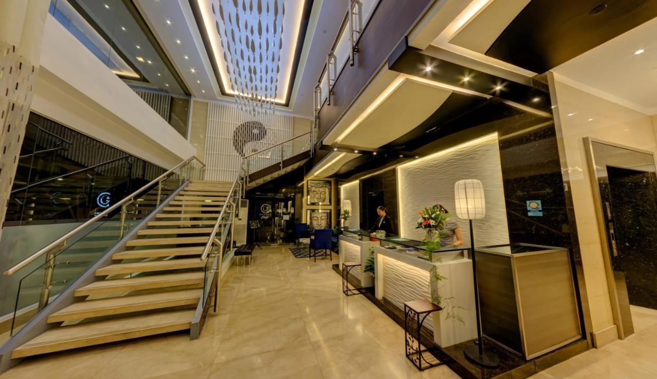 Y2 Residence Hotel Makati City Exterior foto